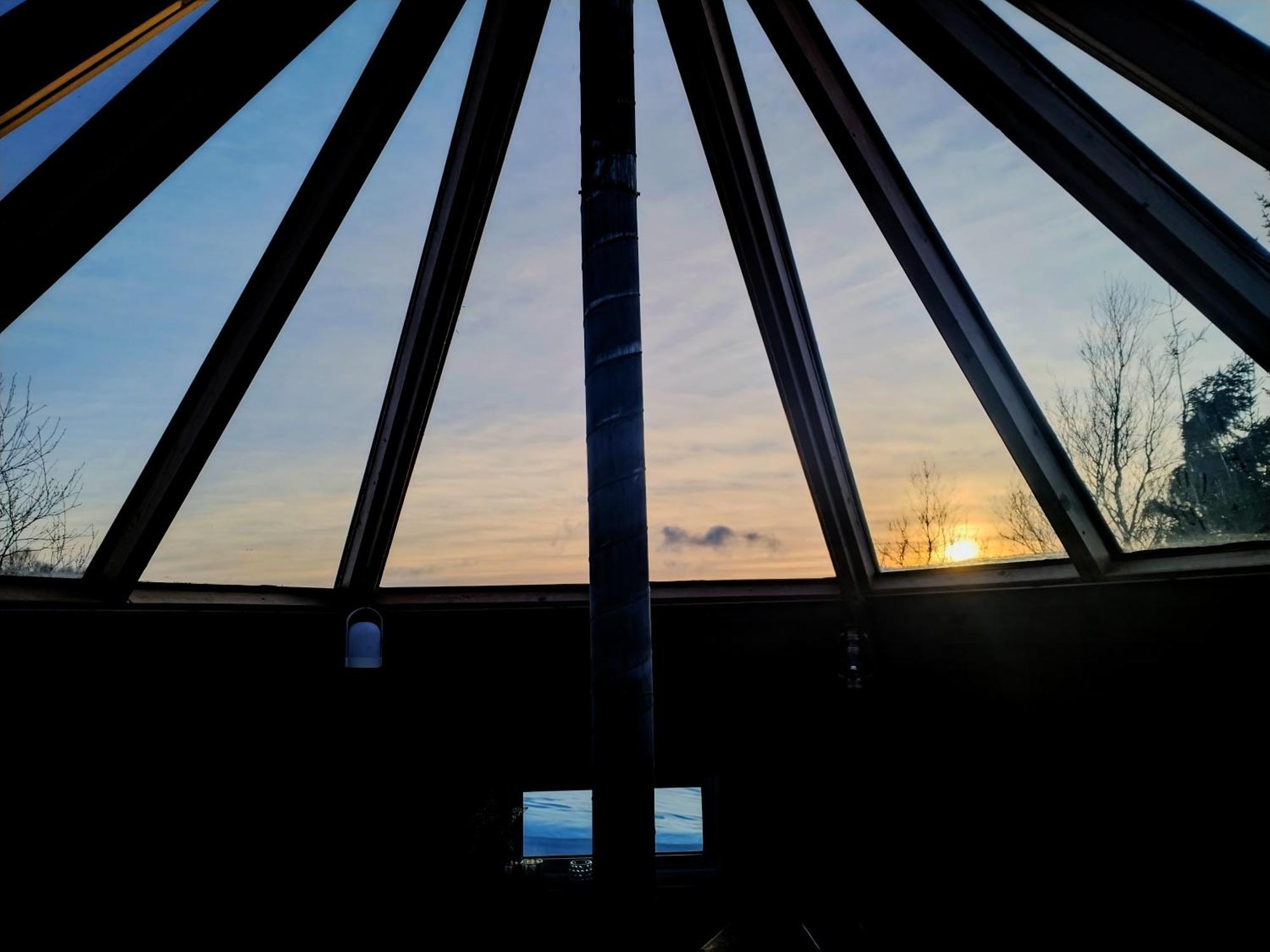 Hessdalen Ufocamp Apartman Vårhus Szoba fotó